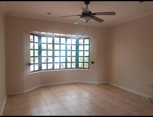 3 BEDROOM HOUSE TO LET IN GILLITTS